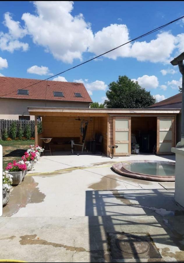 Chez Cadet Villa Larzicourt Exterior photo